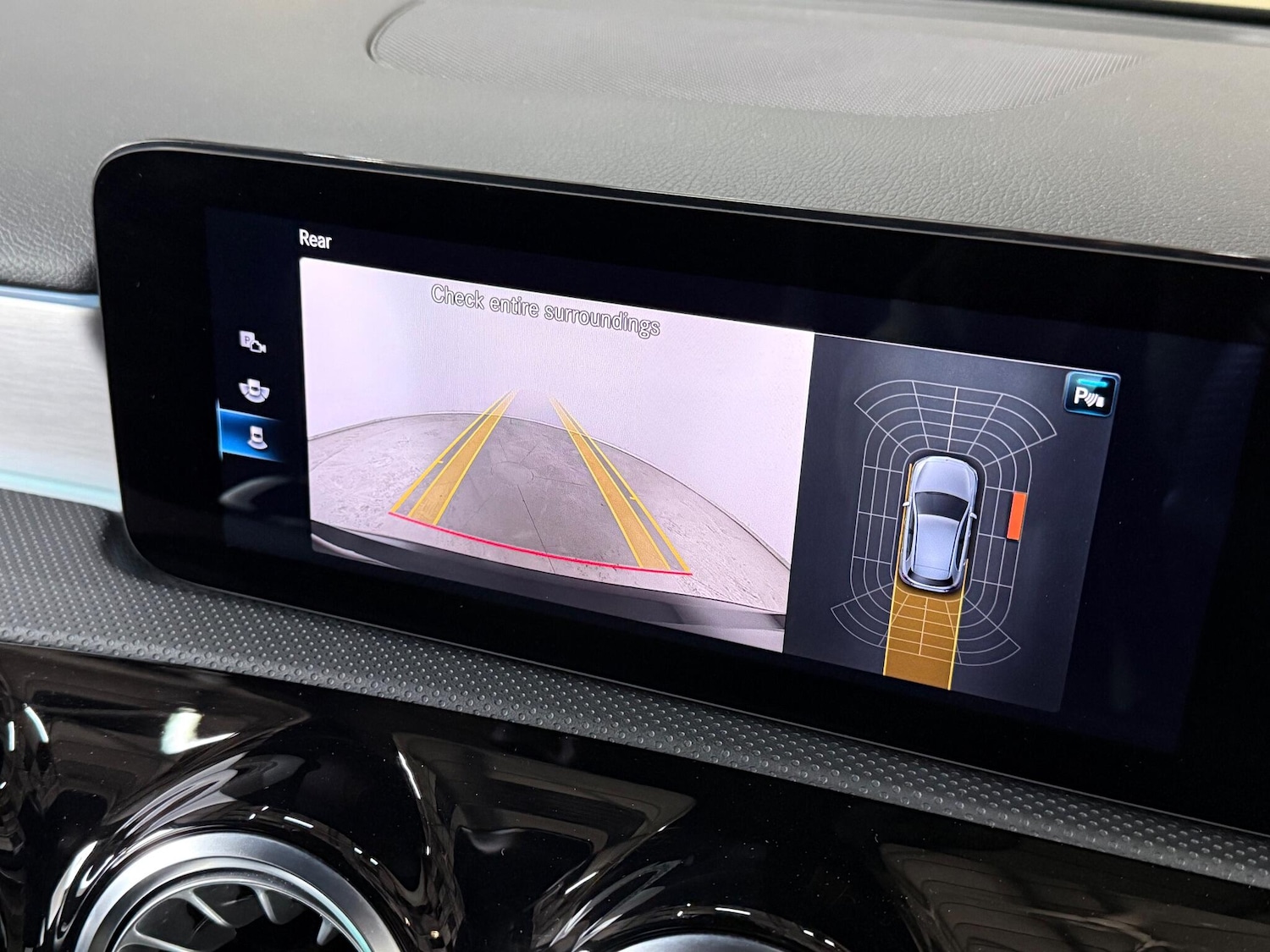 Used Mercedes-Benz A-Class 2020 for sale - 76467155: Photo 31