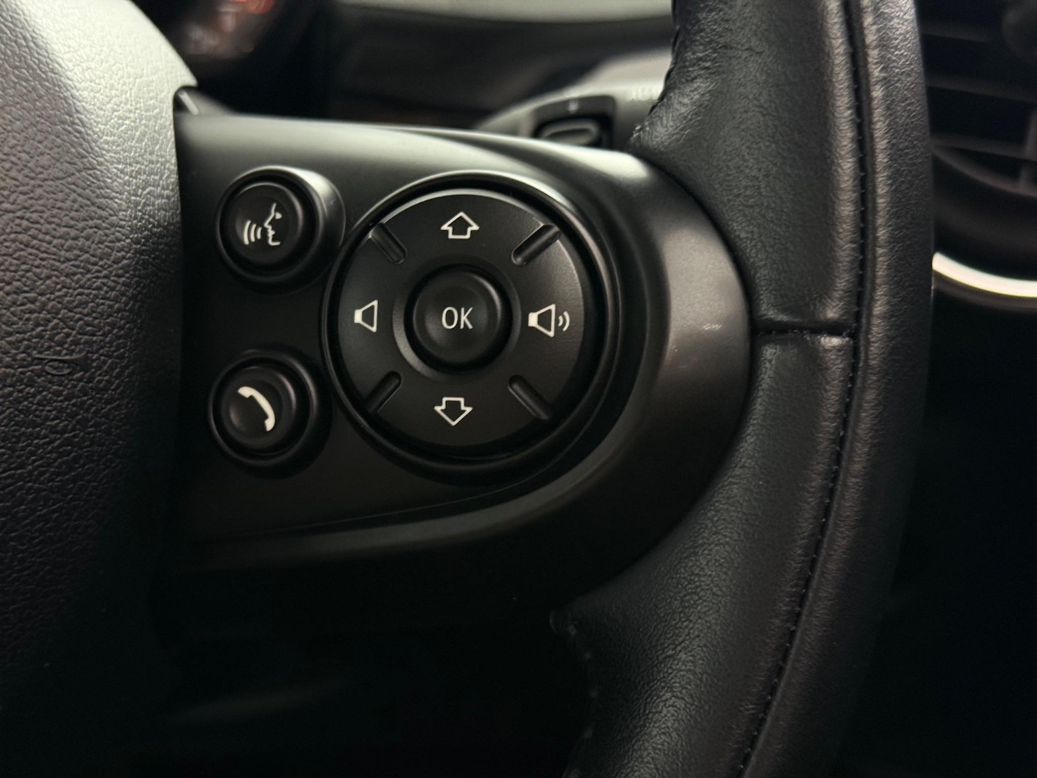 Used MINI Hatch 2017 for sale - 76466930: Photo 23