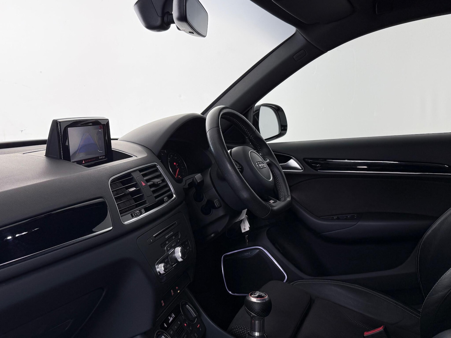 Used Audi Q3 2018 for sale - 76466860: Photo 20