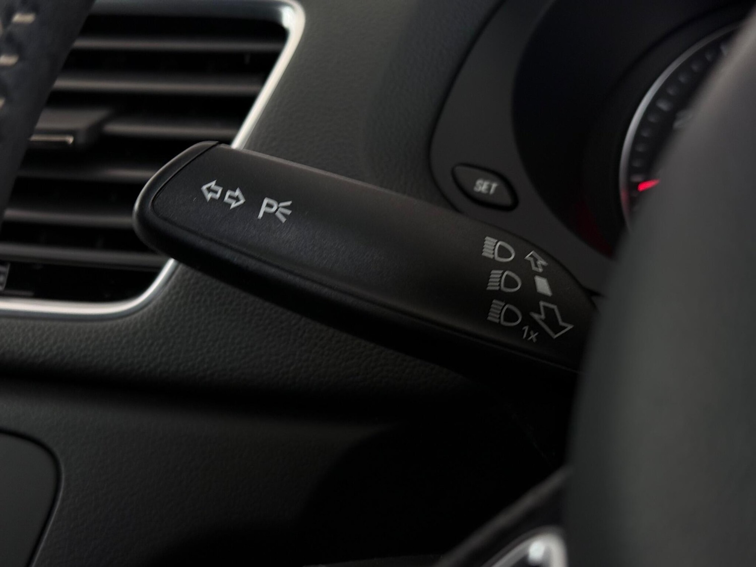 Used Audi Q3 2018 for sale - 76466860: Photo 28