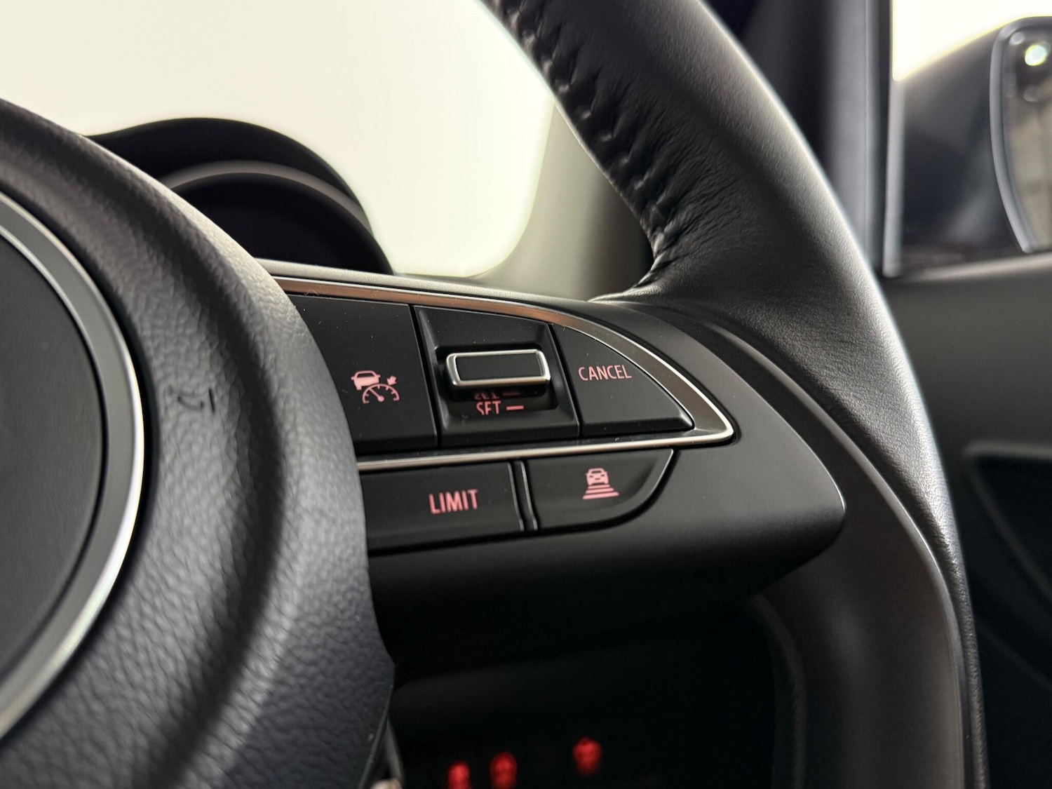 Used Suzuki Swift 2023 for sale - 77216701: Photo 19