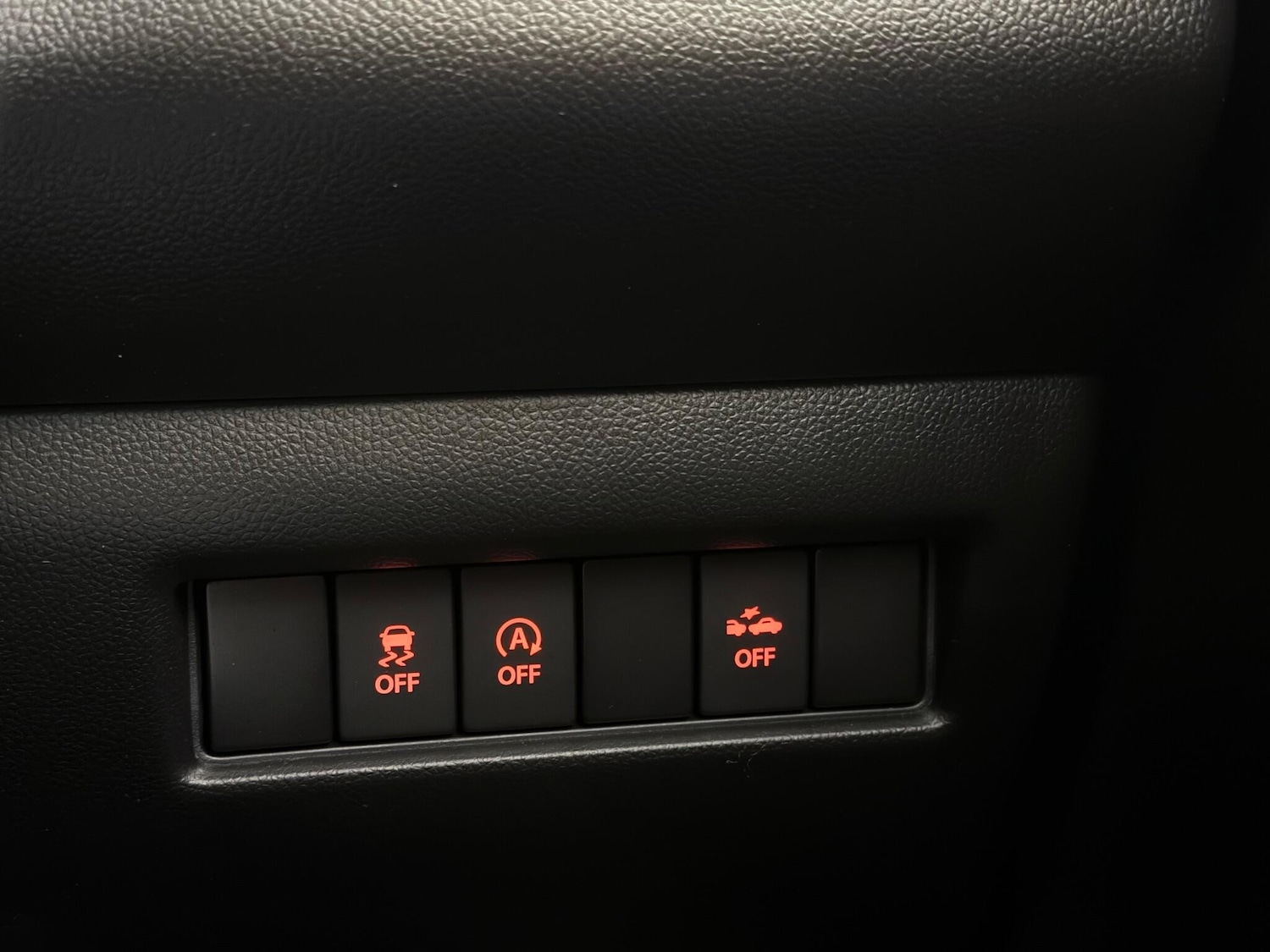 Used Suzuki Swift 2023 for sale - 77216701: Photo 21