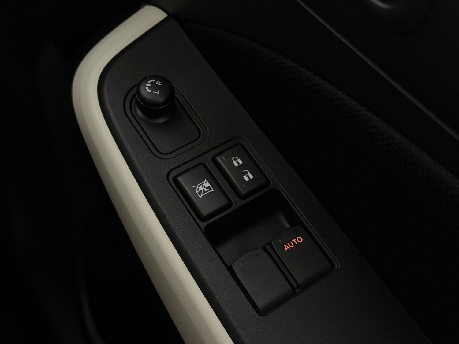 Used Suzuki Swift 2023 for sale - 77216701: Photo 22