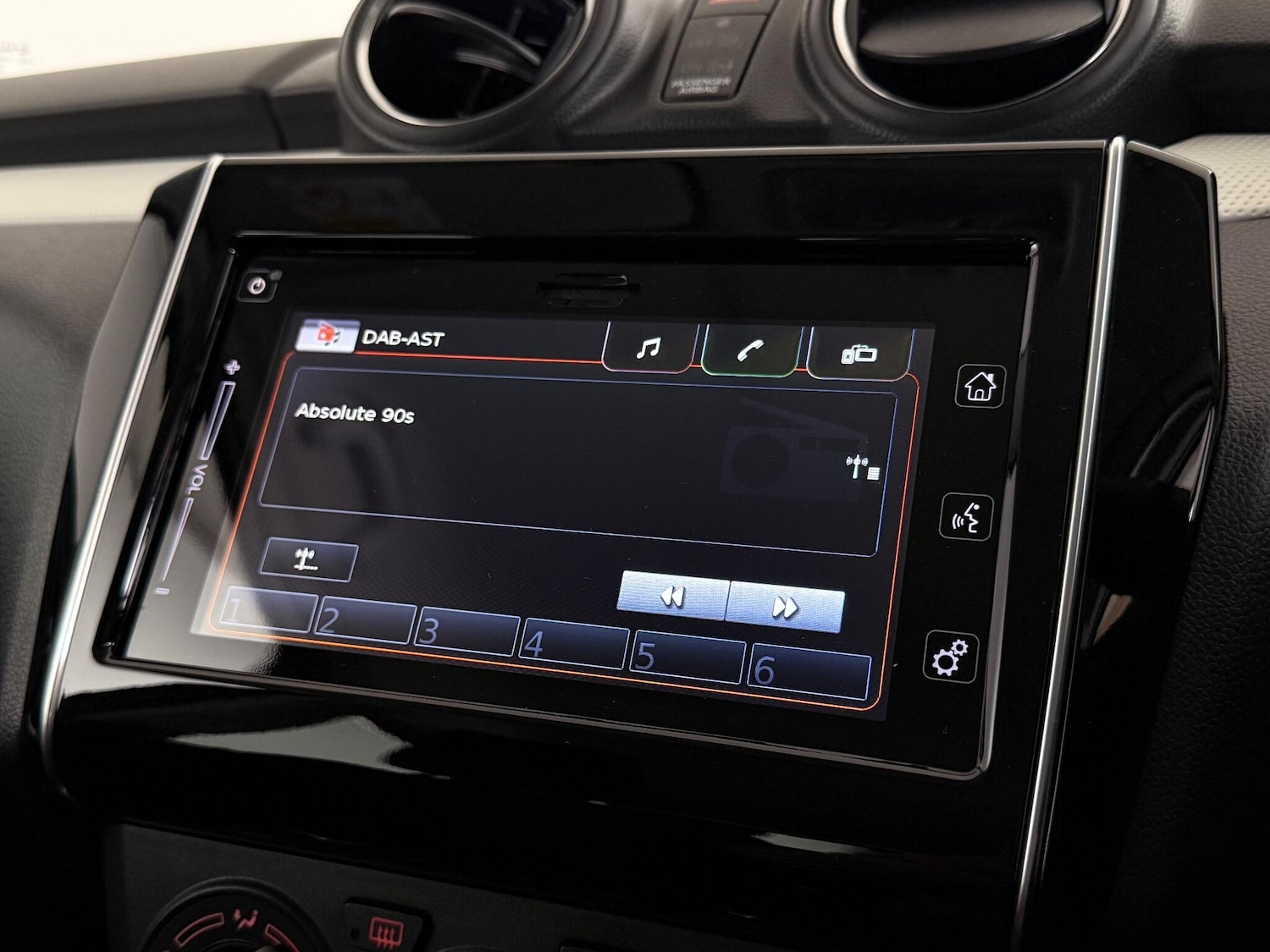 Used Suzuki Swift 2023 for sale - 77216701: Photo 27