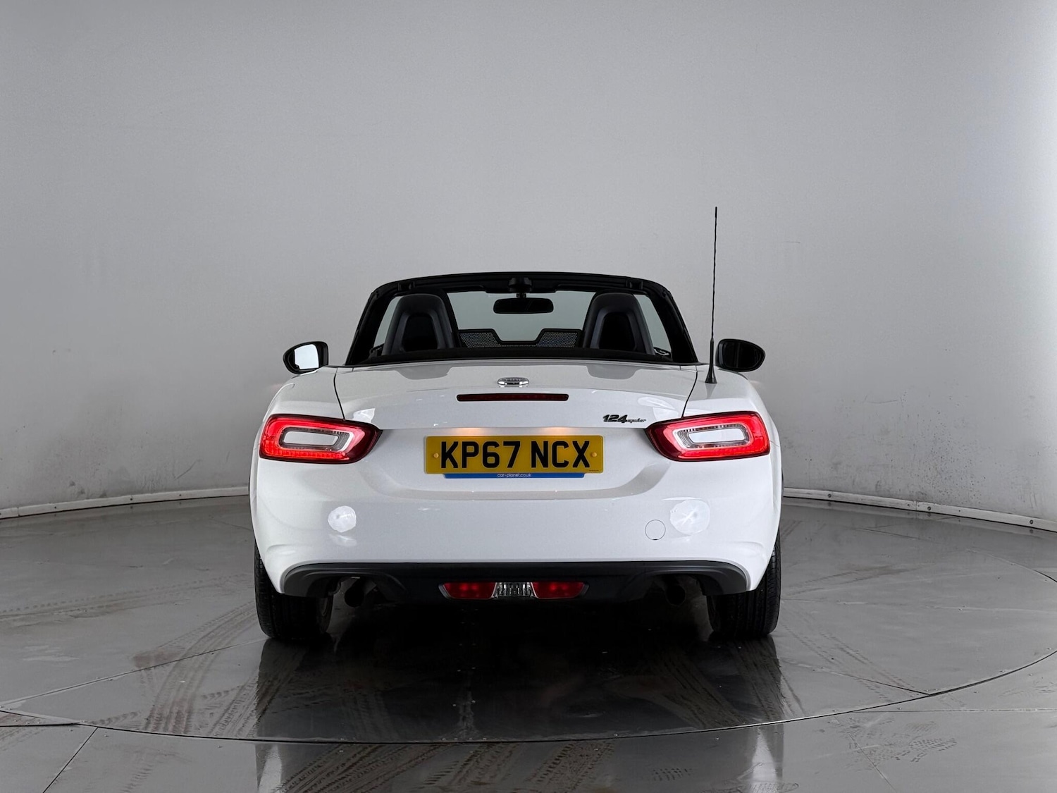 Used Fiat 124 Spider 2017 for sale - 77246117: Photo 6