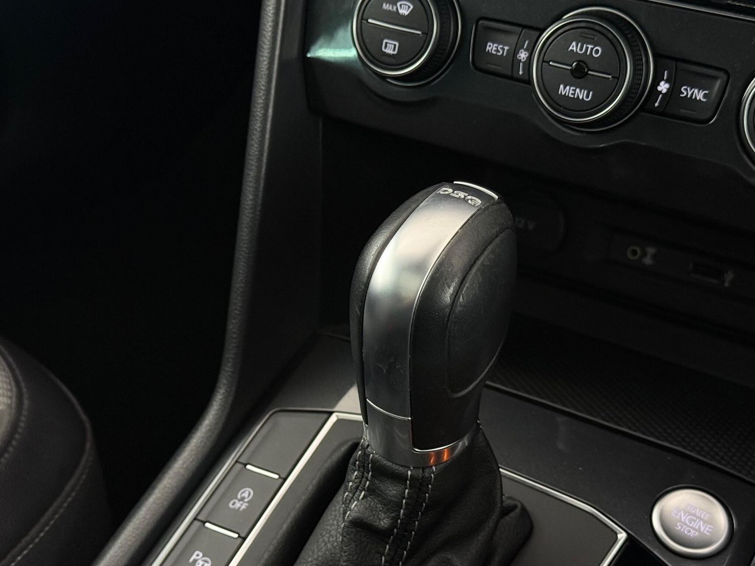 Used Volkswagen Tiguan 2017 for sale - 77243090: Photo 35