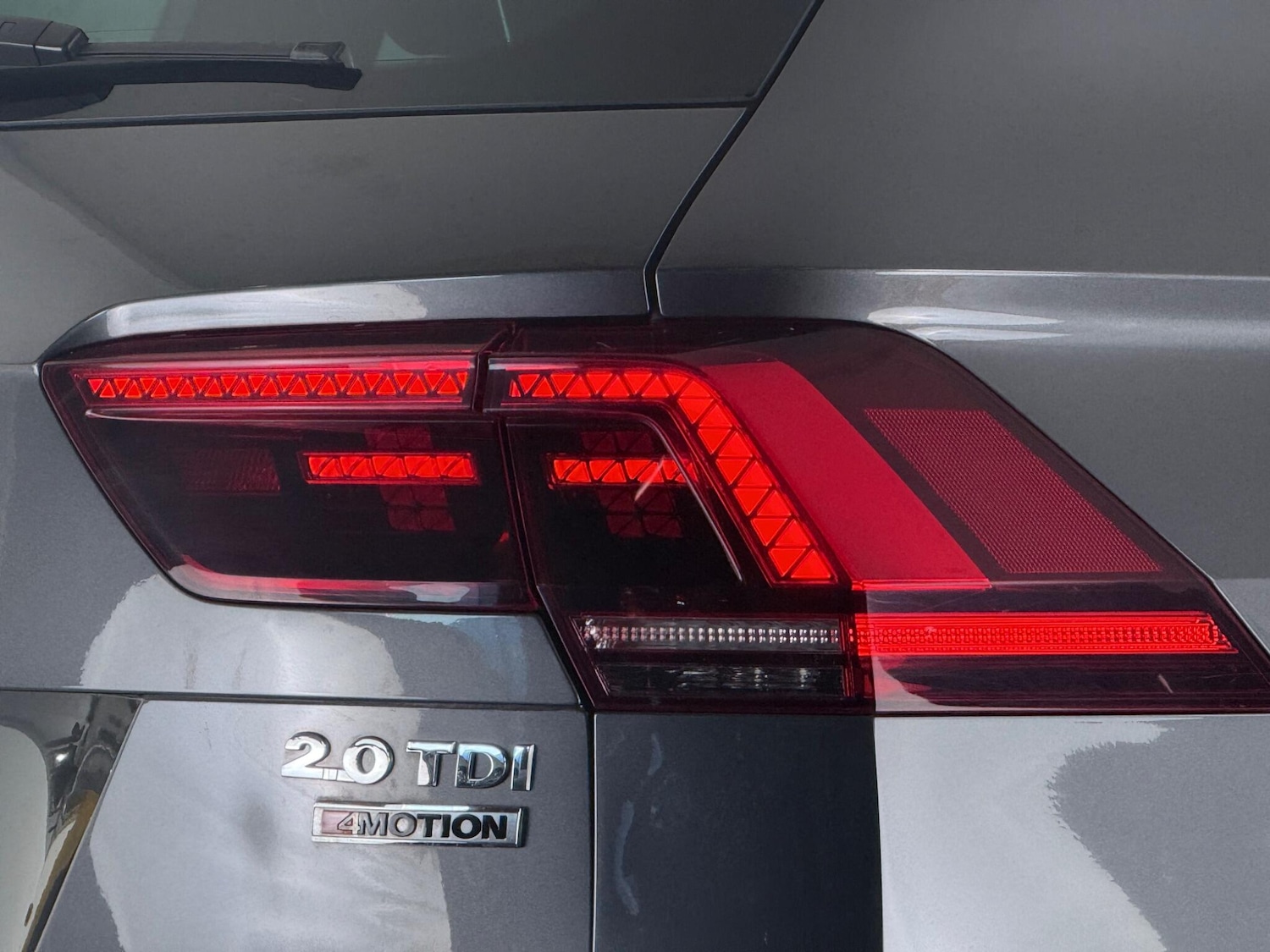 Used Volkswagen Tiguan 2017 for sale - 77243090: Photo 8