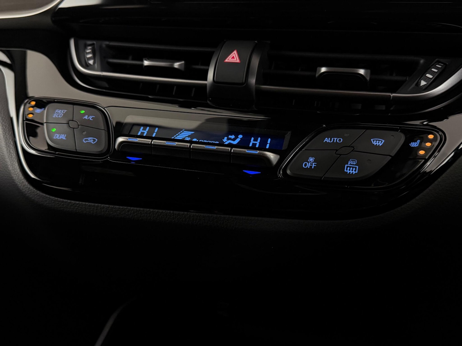 Used Toyota C-HR 2021 for sale - 77246626: Photo 31