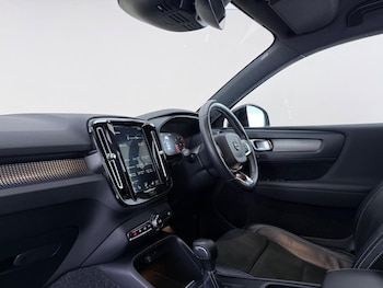 Used Volvo XC40 2018 for sale - 79280179: Photo