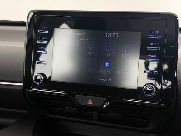 Used Toyota Yaris 2020 for sale - 76216895: Photo 28
