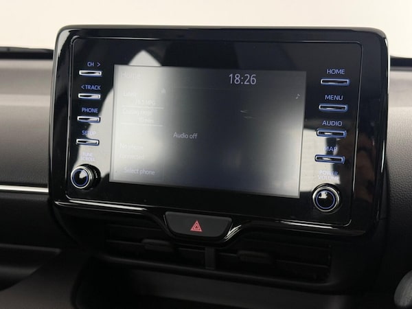 Used Toyota Yaris 2020 for sale - 76216895: Photo 30