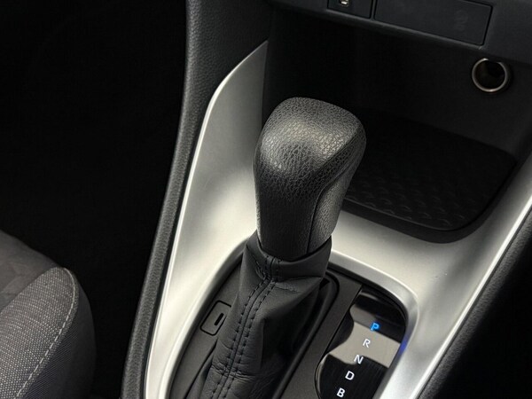 Used Toyota Yaris 2020 for sale - 76216895: Photo 36