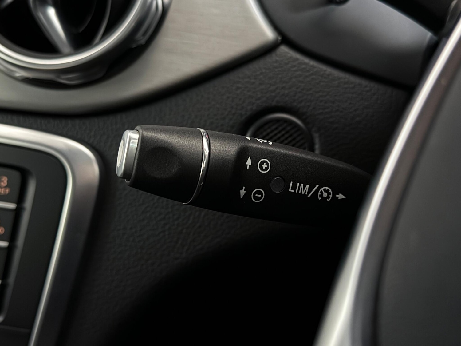 Used Mercedes-Benz GLA 2017 for sale - 76467441: Photo 26