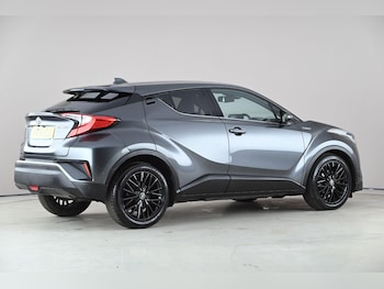 Used Toyota C-HR 2018 for sale - 78157977: Photo