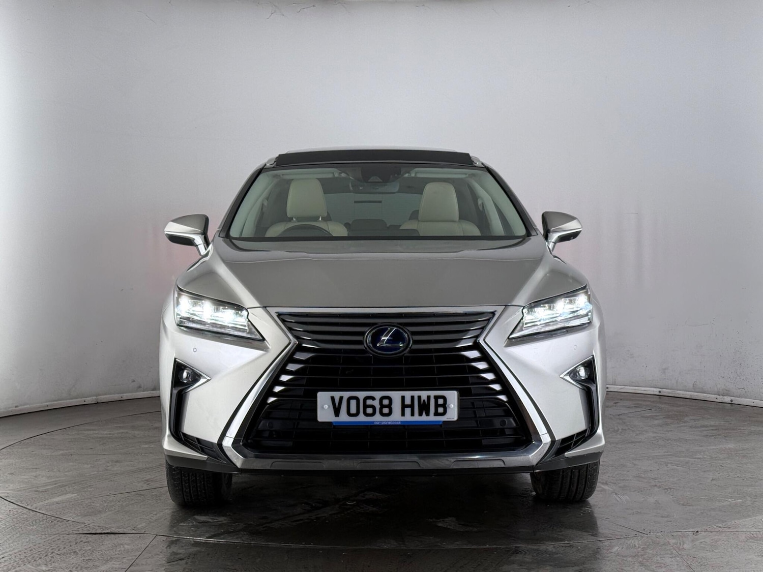 Used Lexus RX 2018 for sale - 77259527: Photo 2