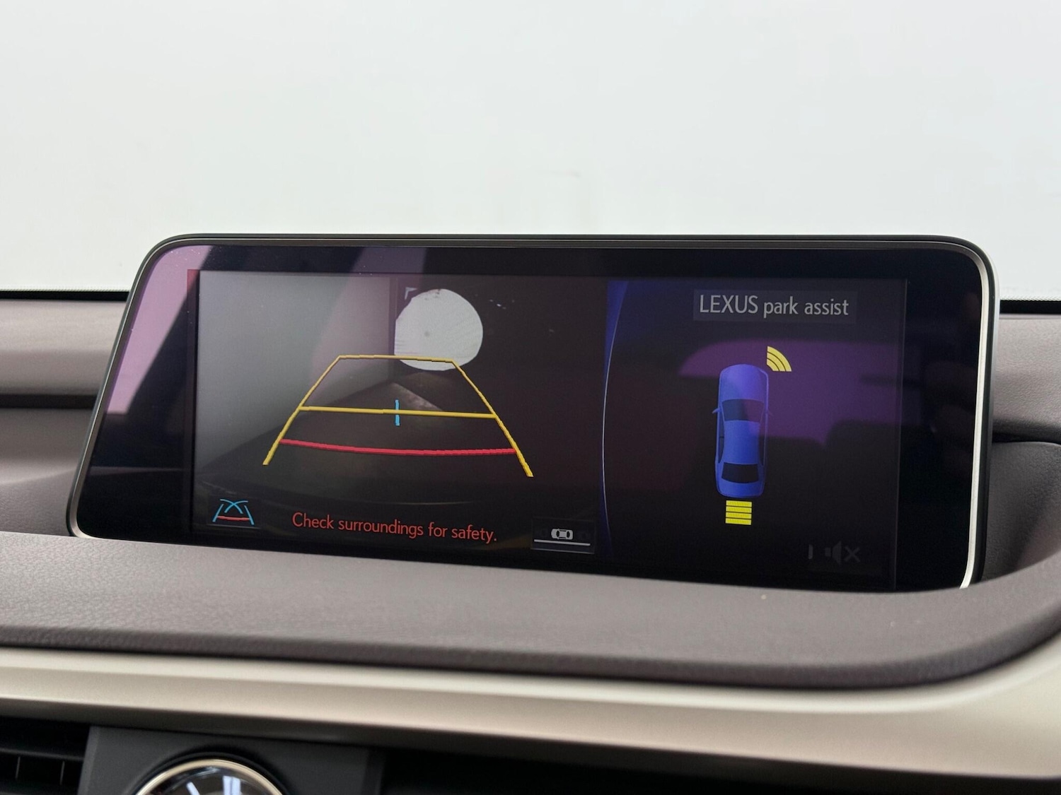 Used Lexus RX 2018 for sale - 77259527: Photo 25