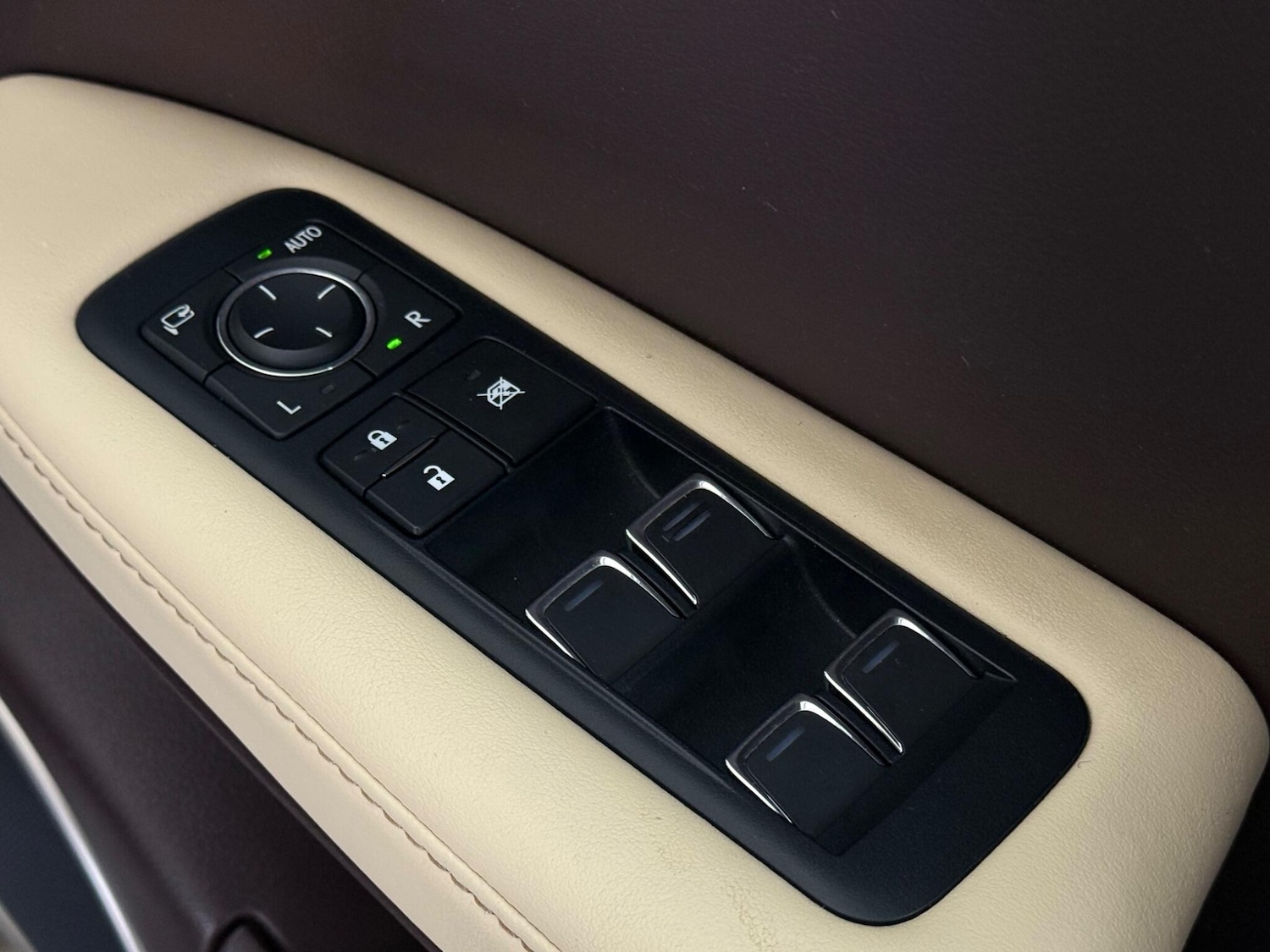 Used Lexus RX 2018 for sale - 77259527: Photo 32