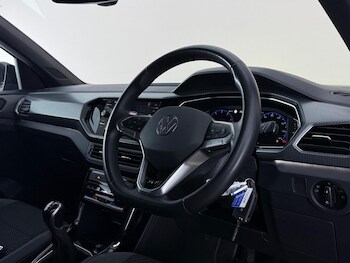 Used Volkswagen T-Cross 2022 for sale - 78797381: Photo