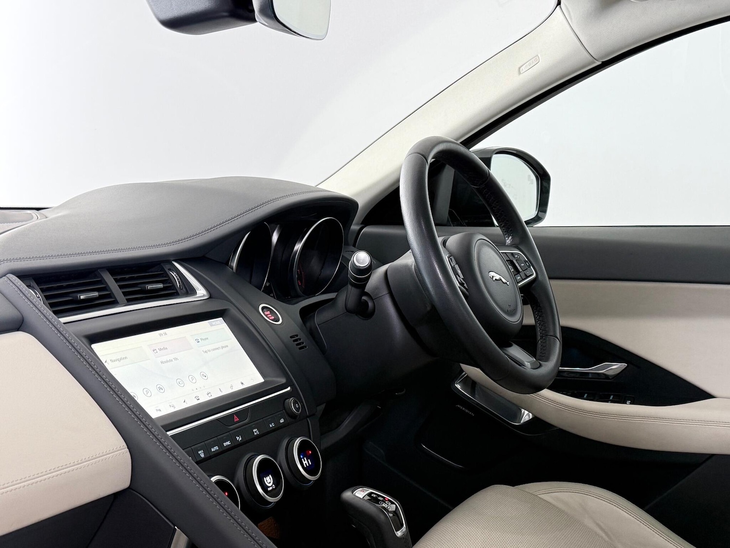 Used Jaguar E-Pace 2018 for sale - 77259481: Photo 17