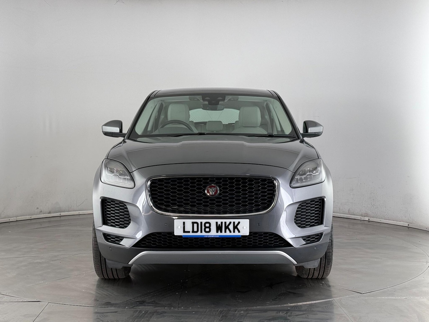 Used Jaguar E-Pace 2018 for sale - 77259481: Photo 2
