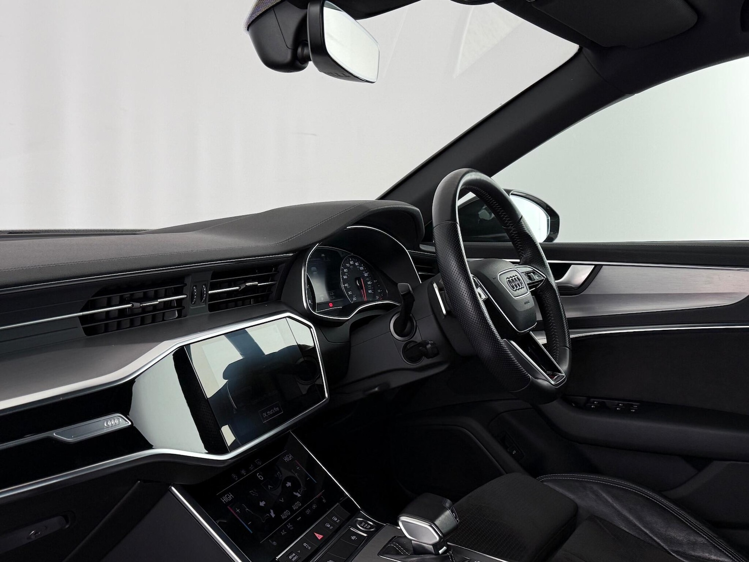 Used Audi A6 Saloon 2019 for sale - 76466885: Photo 16