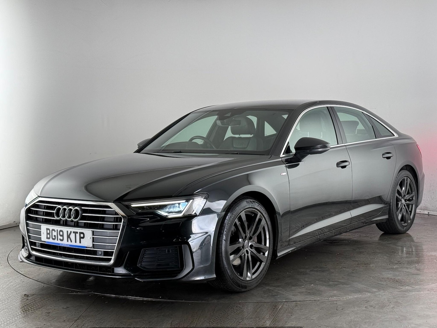 Used Audi A6 Saloon 2019 for sale - 76466885: Photo 3