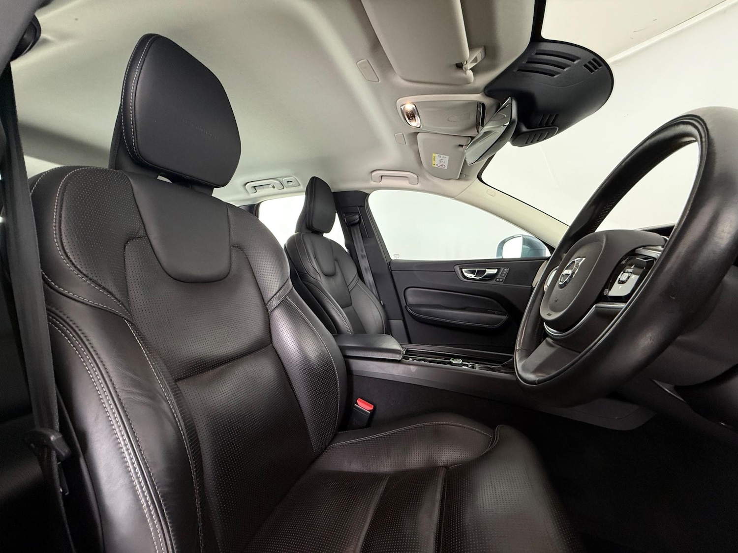 Used Volvo XC60 2018 for sale - 77182779: Photo 13