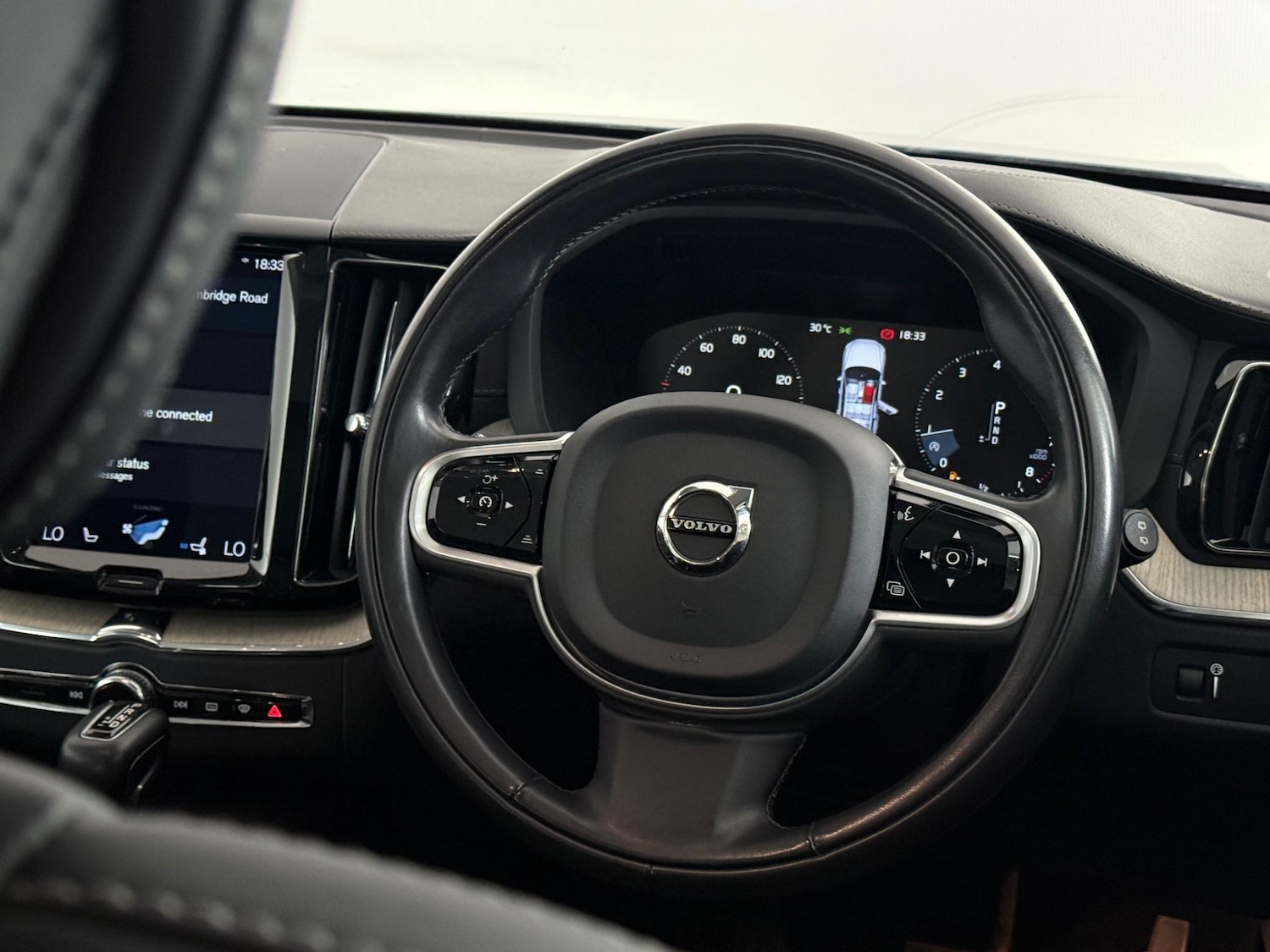 Used Volvo XC60 2018 for sale - 77182779: Photo 18