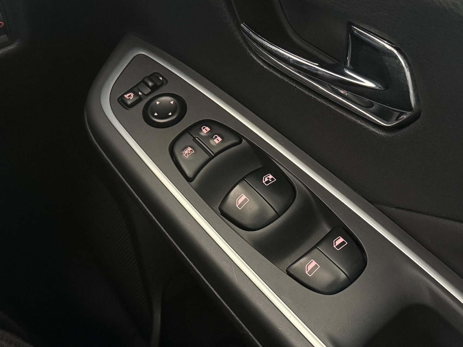 Used Nissan Micra 2020 for sale - 76467477: Photo 27