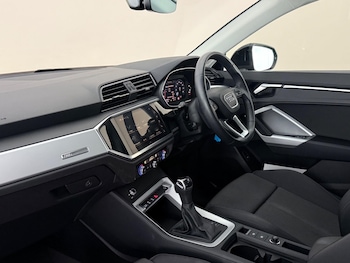 Used Audi Q3 2022 for sale - 79542390: Photo