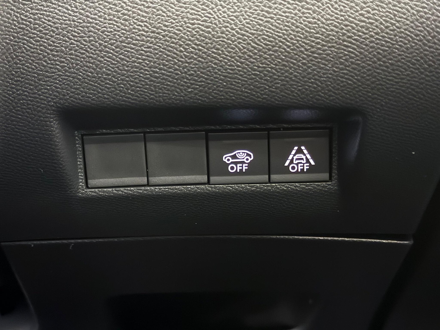 Used Peugeot 208 2022 for sale - 77259626: Photo 29