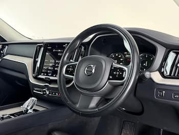 Used Volvo XC60 2021 for sale - 79684322: Photo