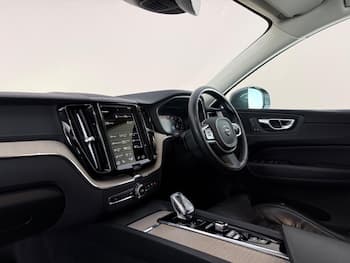 Used Volvo XC60 2021 for sale - 79684322: Photo