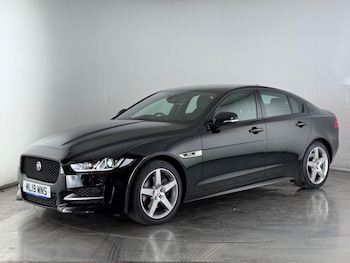 Used Jaguar XE 2019 for sale - 75528092: Photo