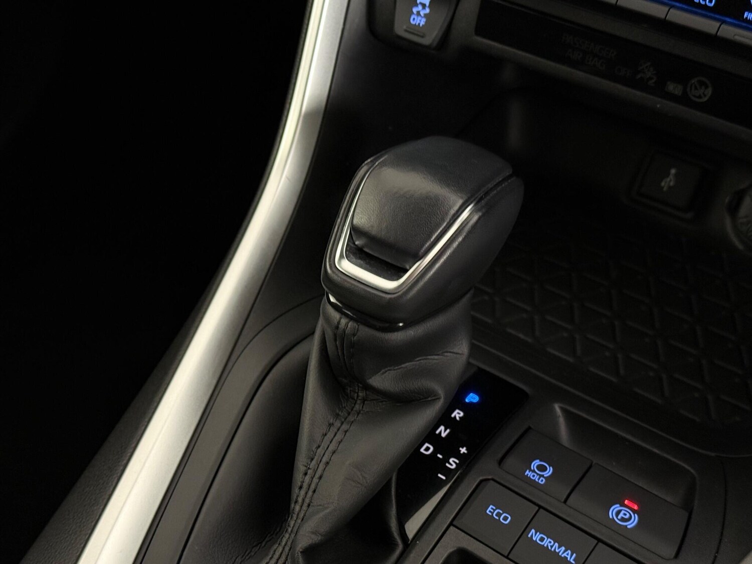 Used Toyota RAV4 2022 for sale - 77902223: Photo 31