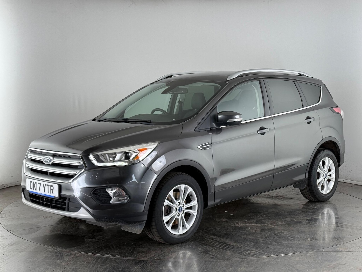 Used Ford Kuga 2017 for sale - 76467329: Photo 3