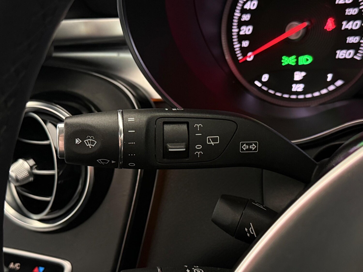 Used Mercedes-Benz GLC 2018 for sale - 77696961: Photo 22