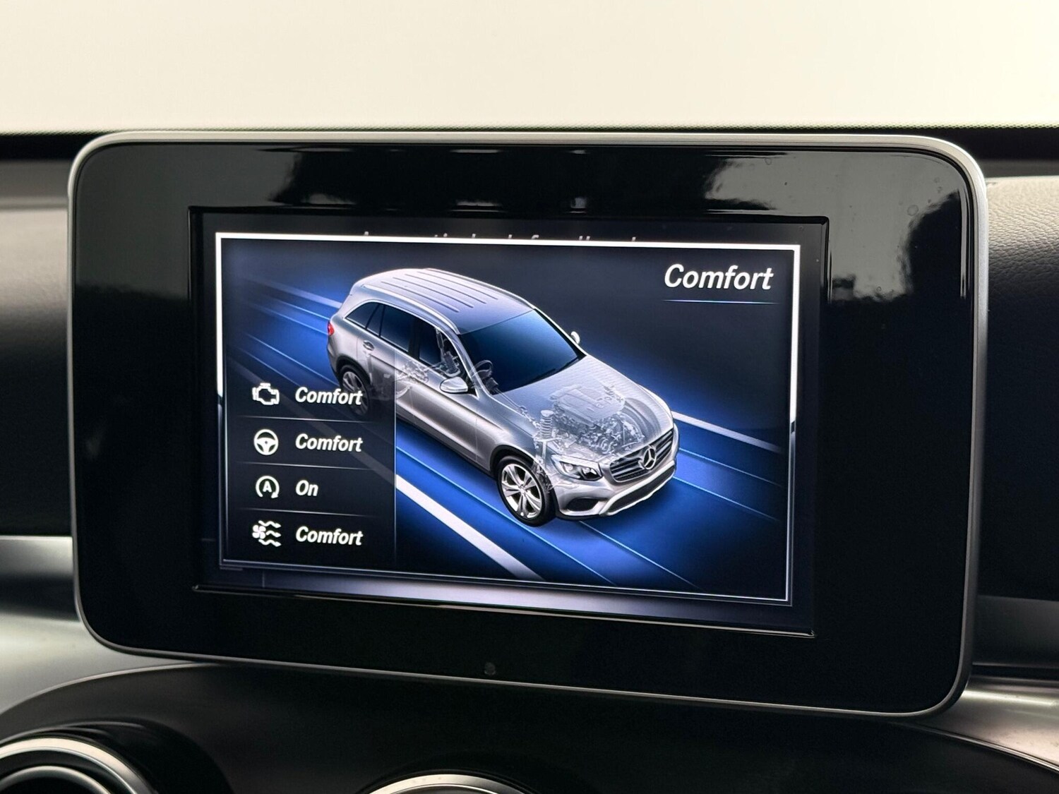 Used Mercedes-Benz GLC 2018 for sale - 77696961: Photo 28