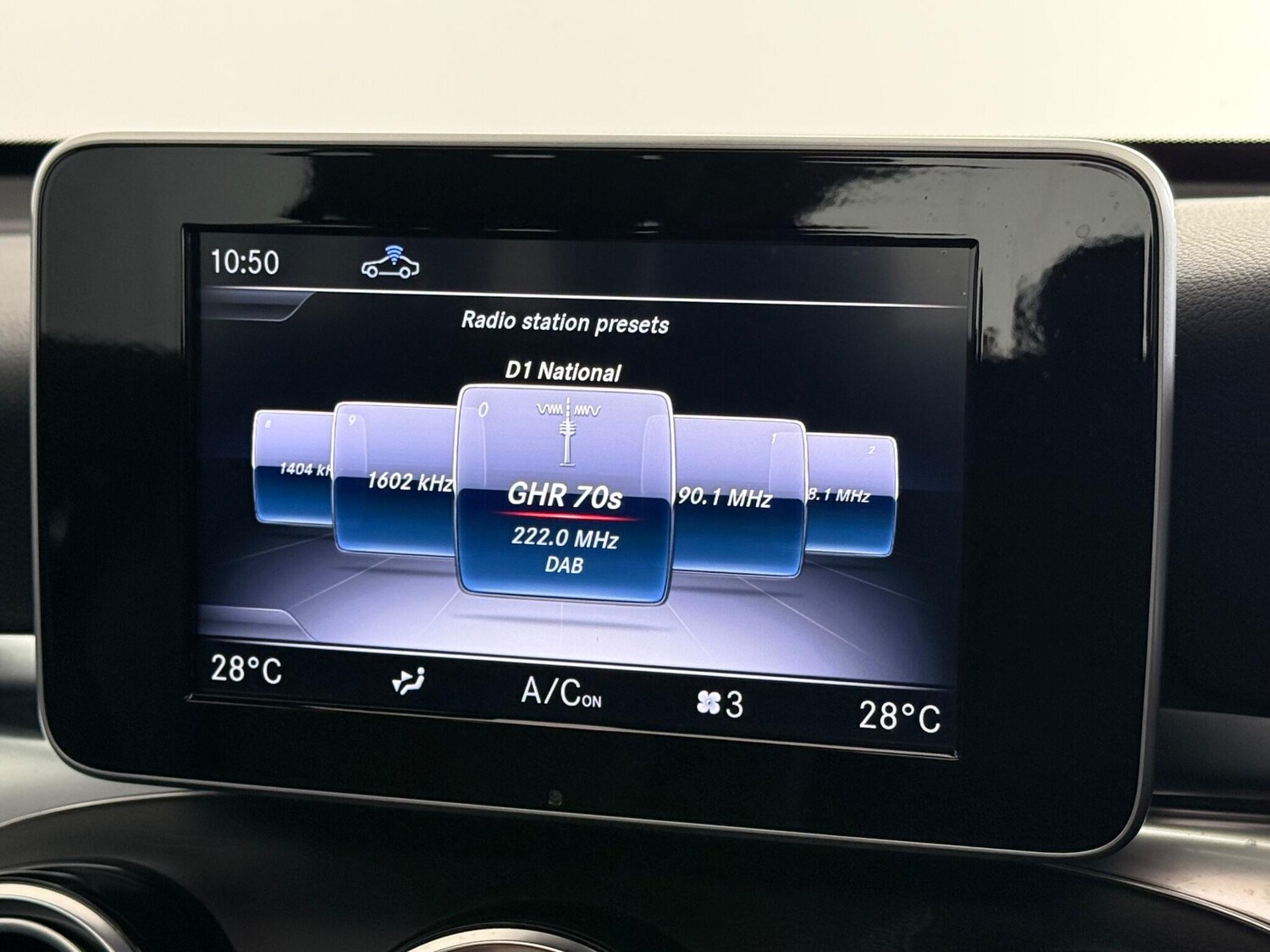 Used Mercedes-Benz GLC 2018 for sale - 77696961: Photo 30