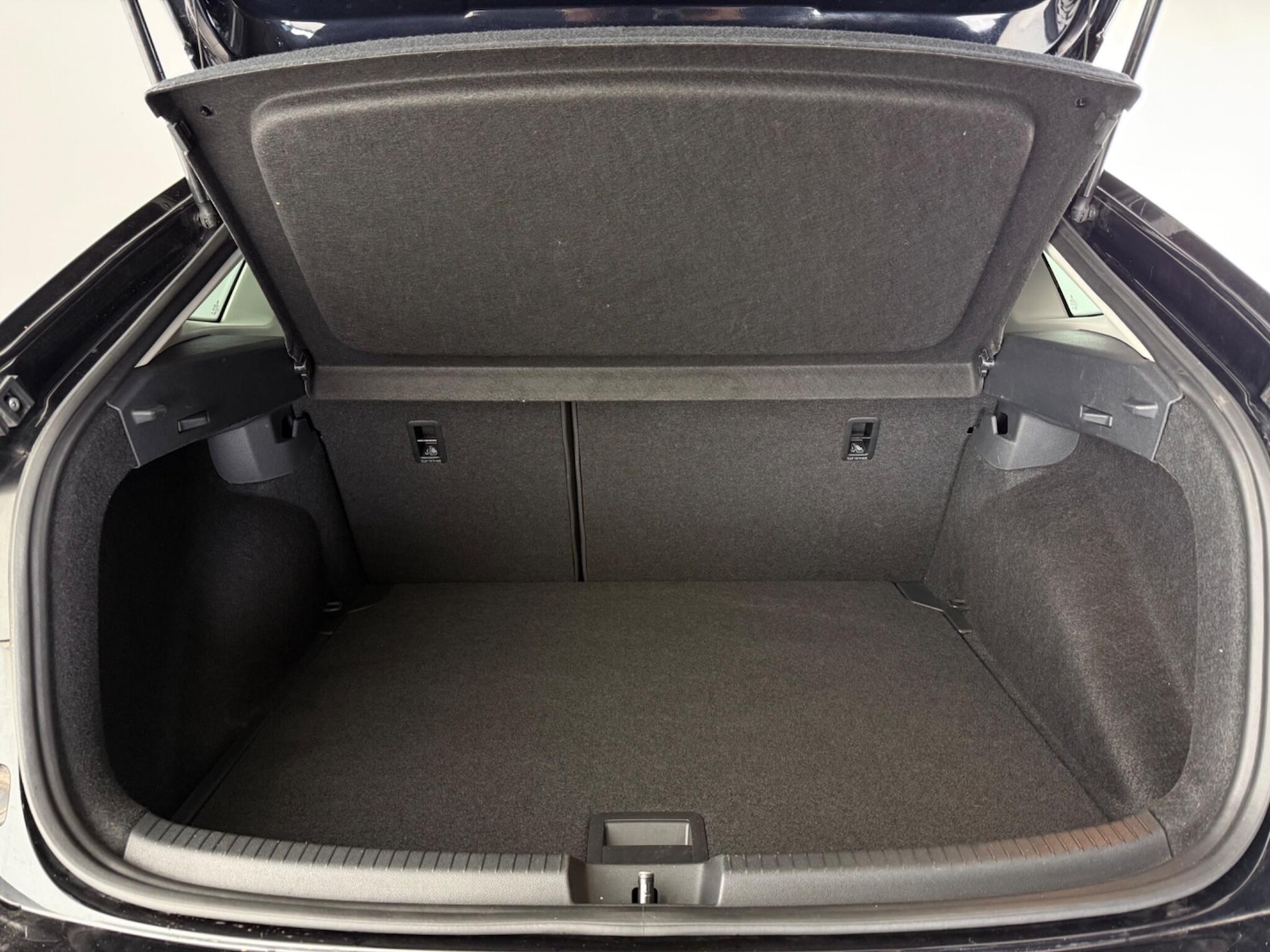 Used Volkswagen Taigo 2022 for sale - 77560058: Photo 8