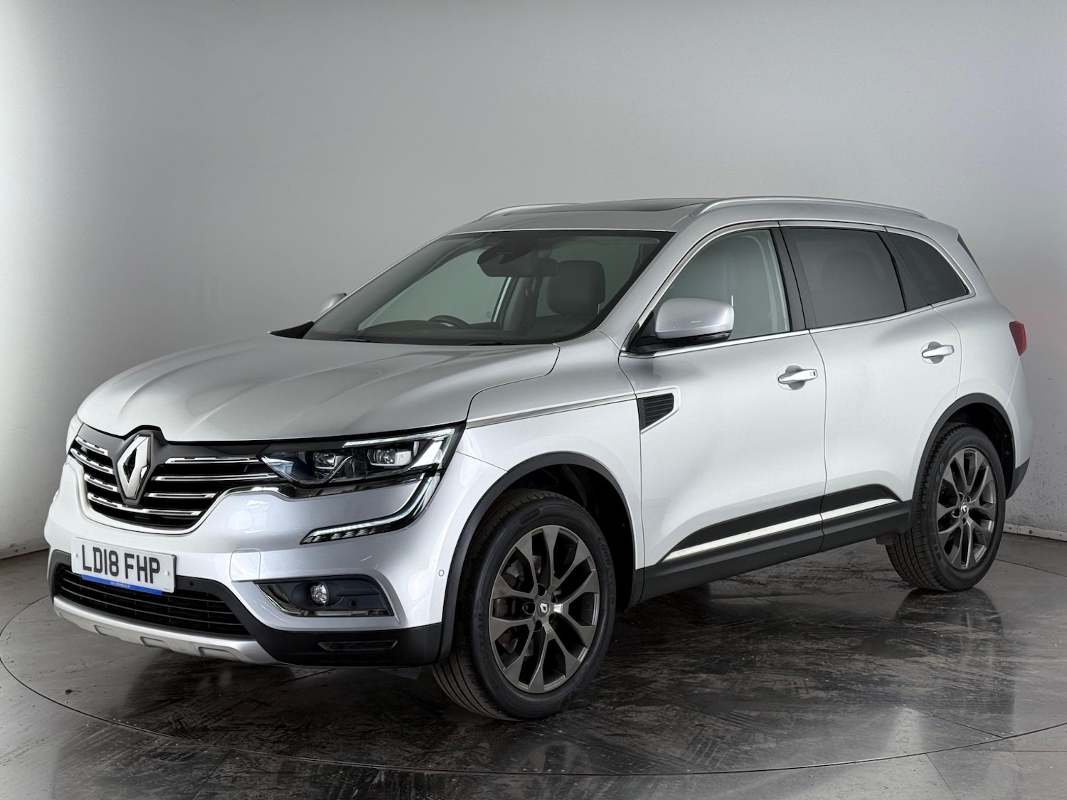 Used Renault Koleos 2018 for sale - 77216940: Photo 2