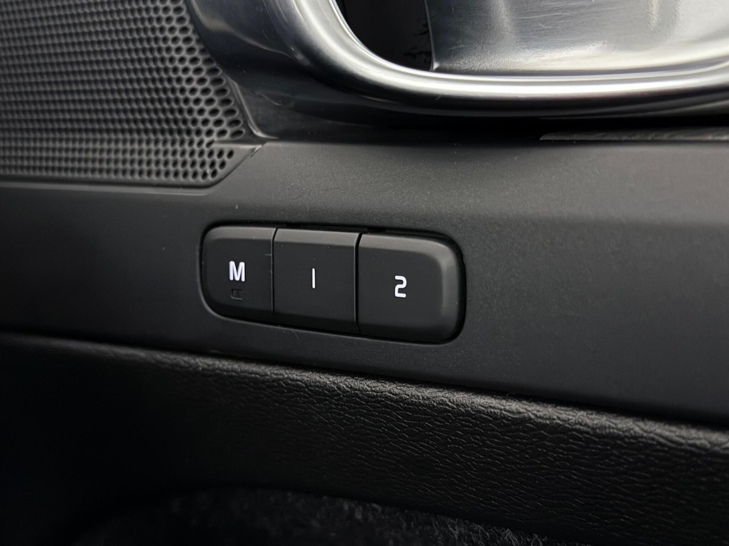 Used Volvo XC40 2020 for sale - 77260240: Photo 26