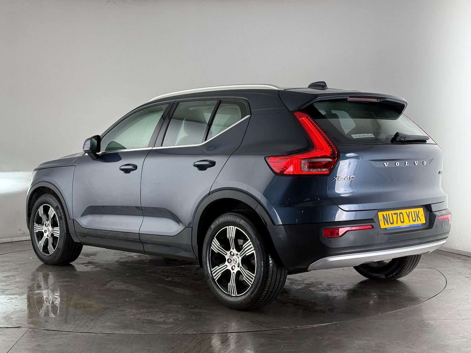 Used Volvo XC40 2020 for sale - 77260240: Photo 3