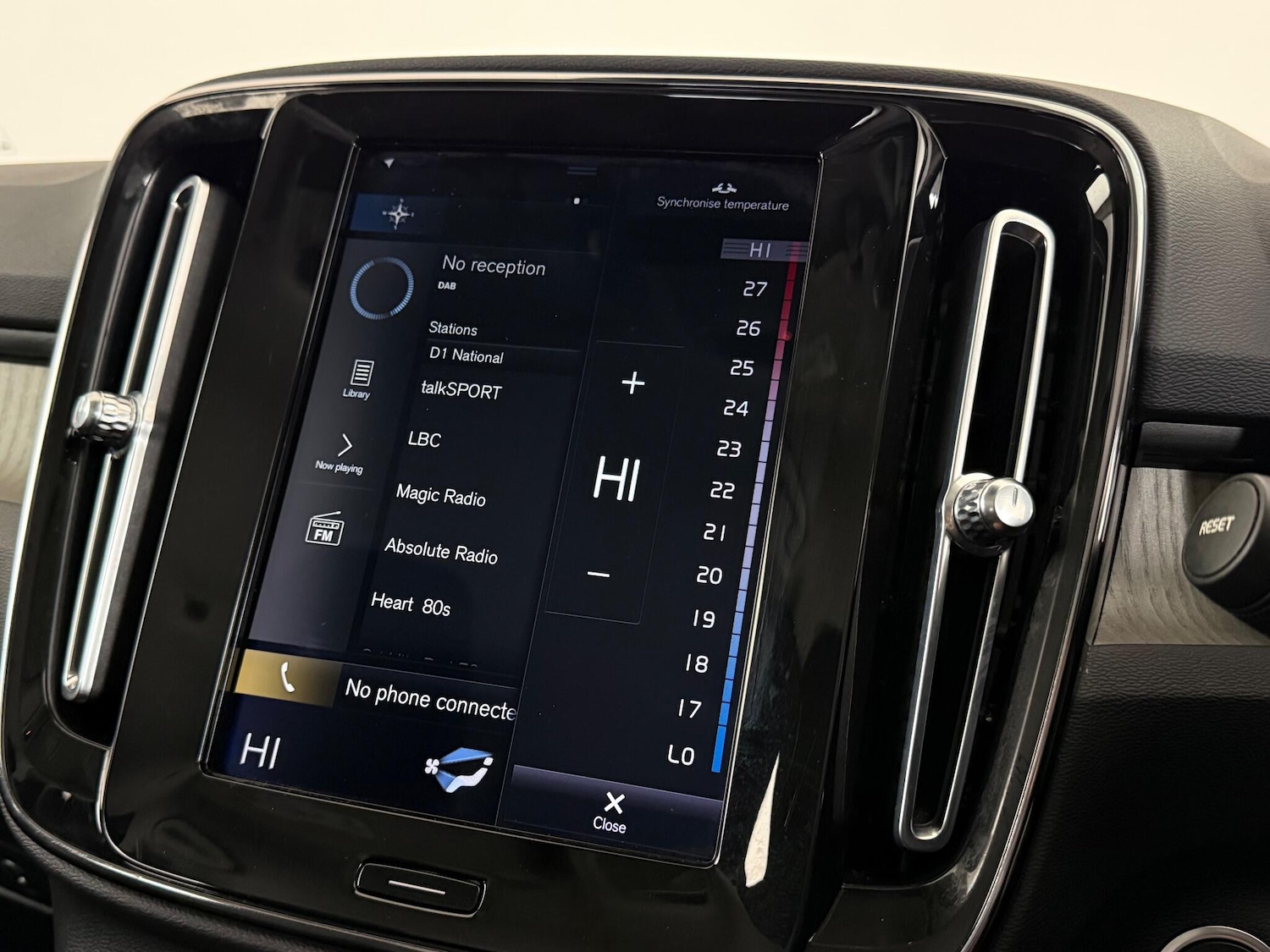 Used Volvo XC40 2020 for sale - 77260240: Photo 33