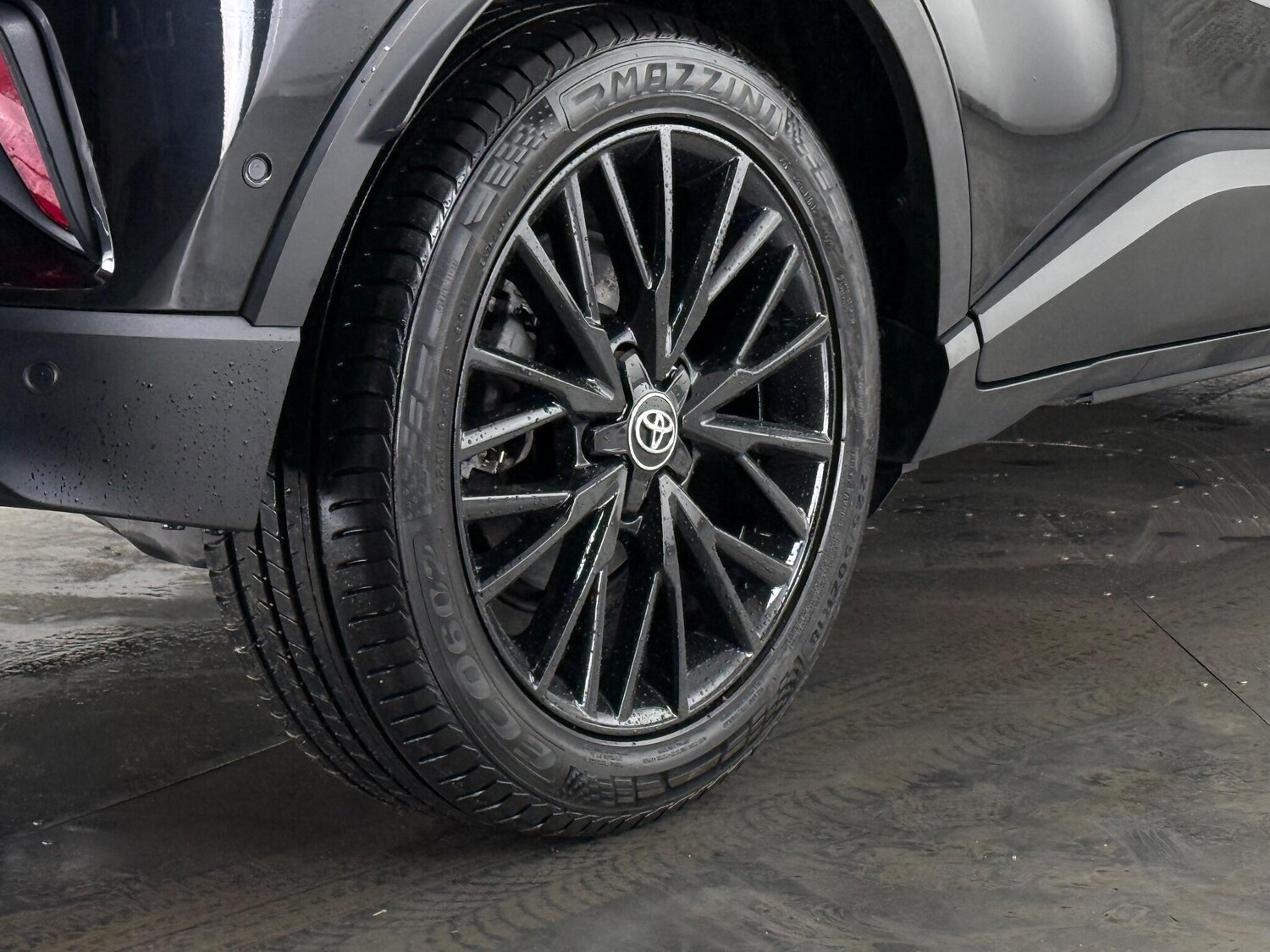 Used Toyota C-HR 2018 for sale - 77497641: Photo 8