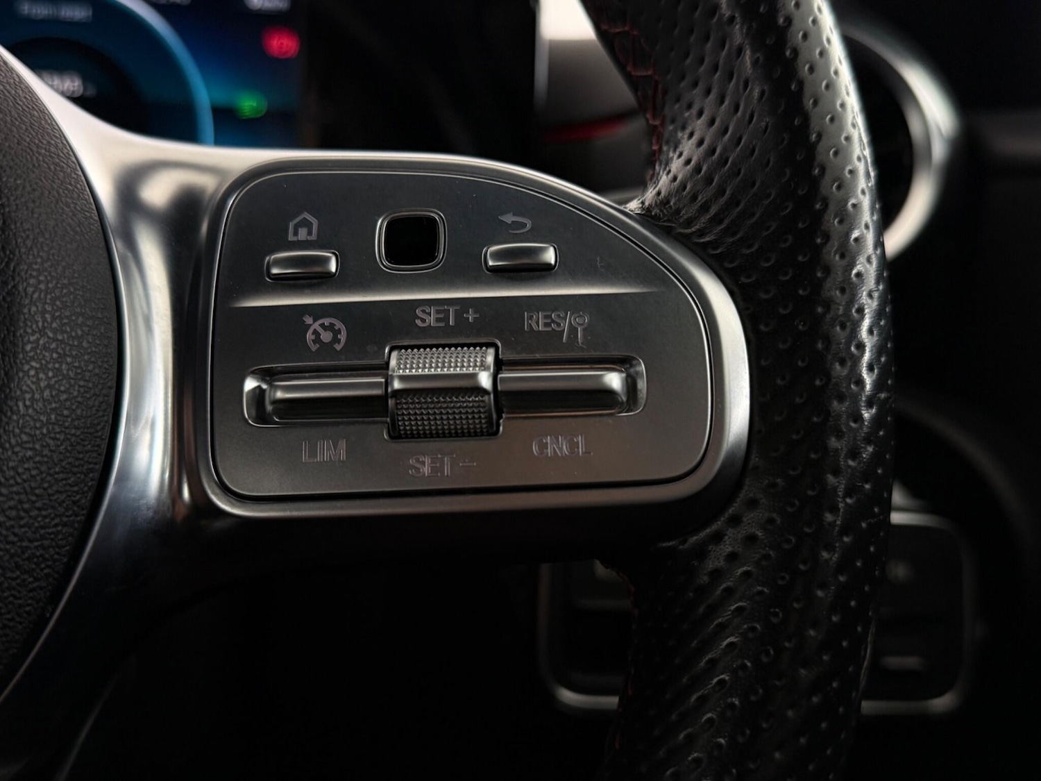 Used Mercedes-Benz A-Class 2018 for sale - 77979736: Photo 17