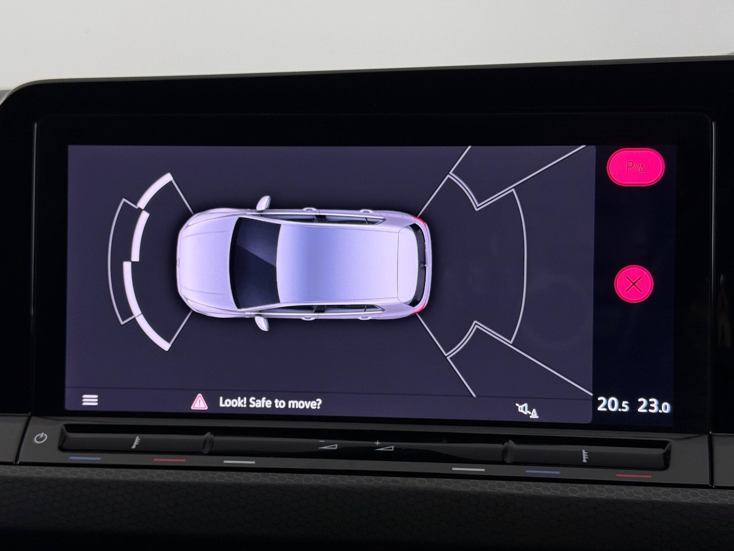 Used Volkswagen Golf 2023 for sale - 77183059: Photo 31