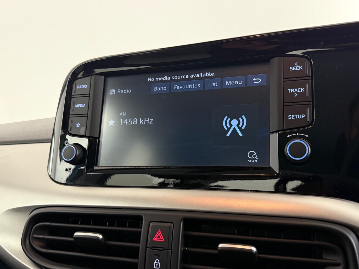 Used Hyundai i10 2021 for sale - 76849981: Photo 32