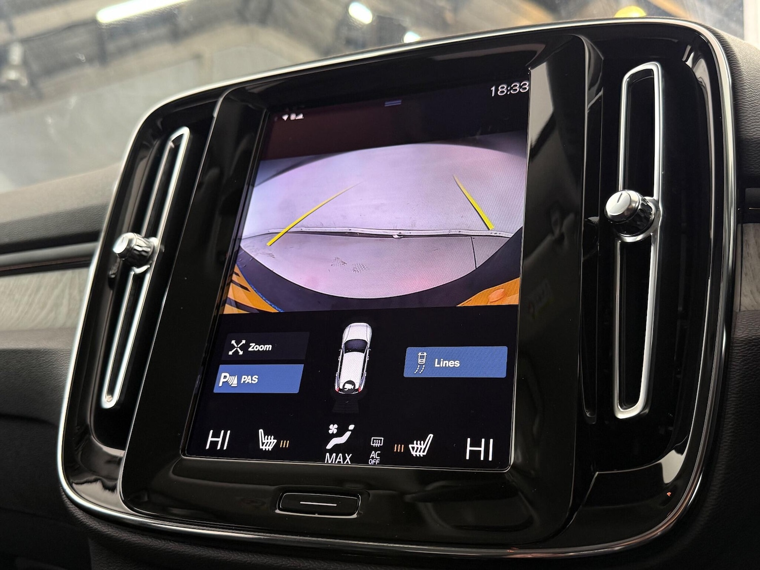 Used Volvo XC40 2022 for sale - 76467225: Photo 41