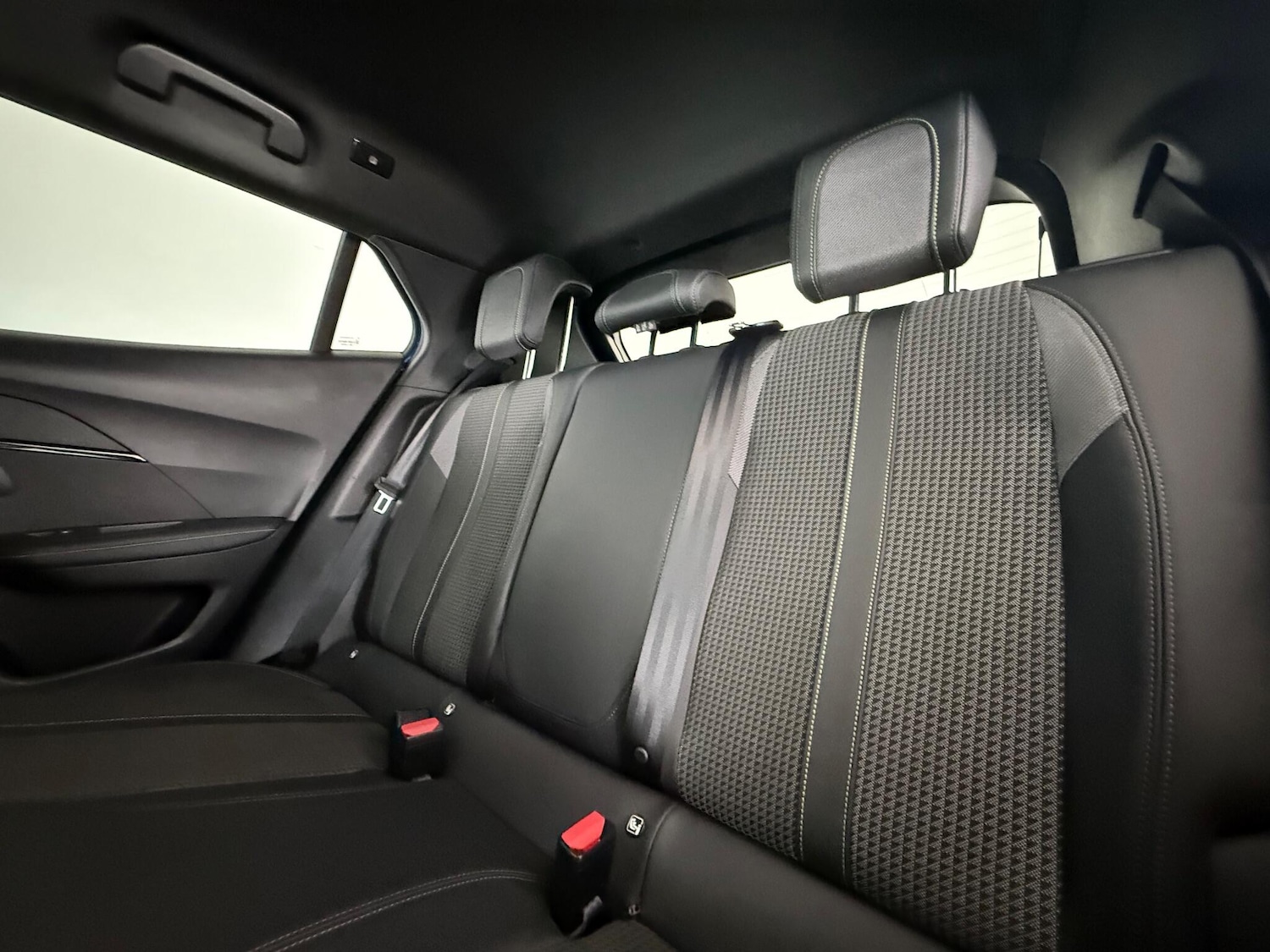 Used Peugeot 2008 2021 for sale - 76466875: Photo 18